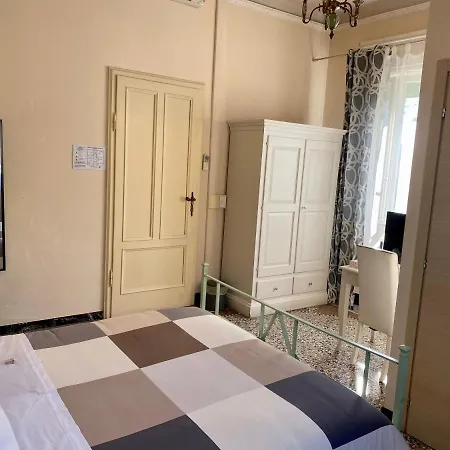 Catelli Nocleg ze śniadaniem